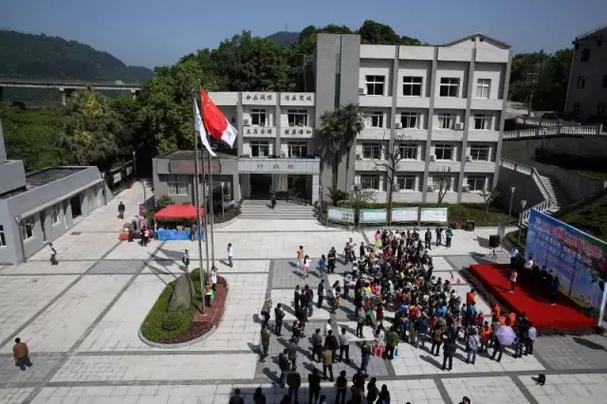 重庆蚕业科学技术研究院 技术服务赋能蚕桑产业高质量发展
